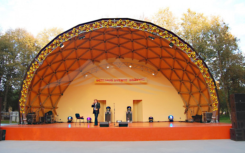 Semi-circle Commercial Performance Canopy Half Geodesic Dome Tent